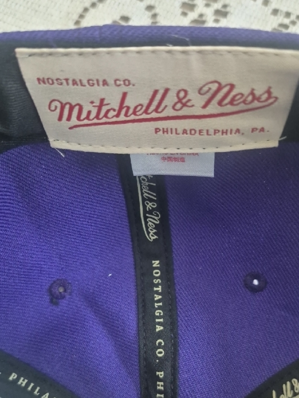 Mitchell & Ness Toronto Raptors Snapback Cap - Picture 2 of 6
